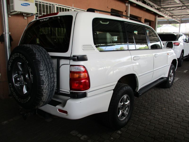 Toyota Land Cruiser 4.7 V8 A/T 4x4 in Namibia