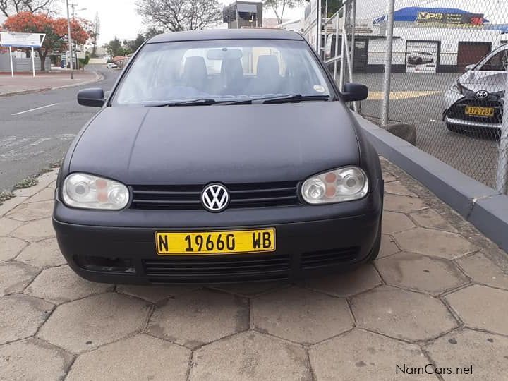 Volkswagen Golf mk4 2.3 V5 in Namibia