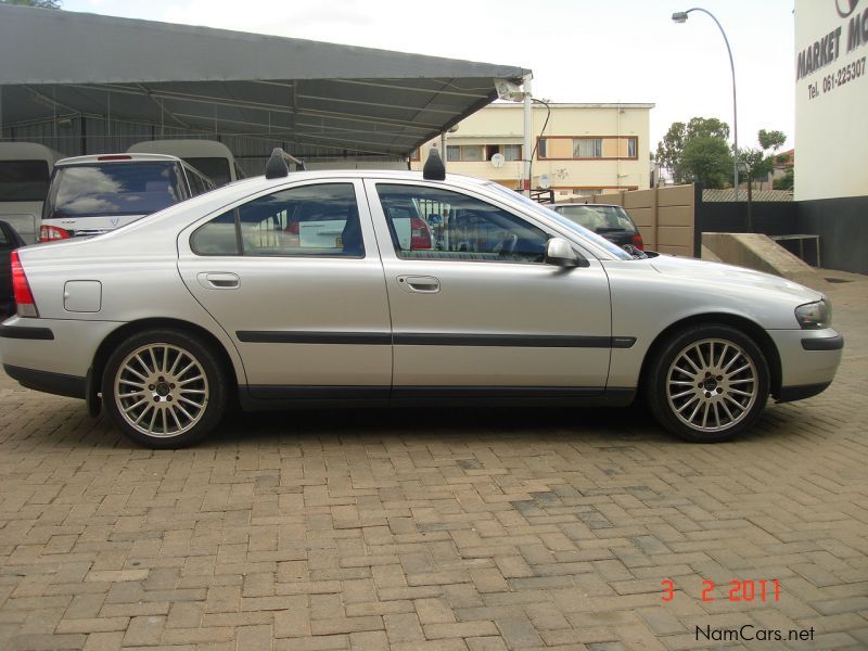 Volvo S60 T5  in Namibia