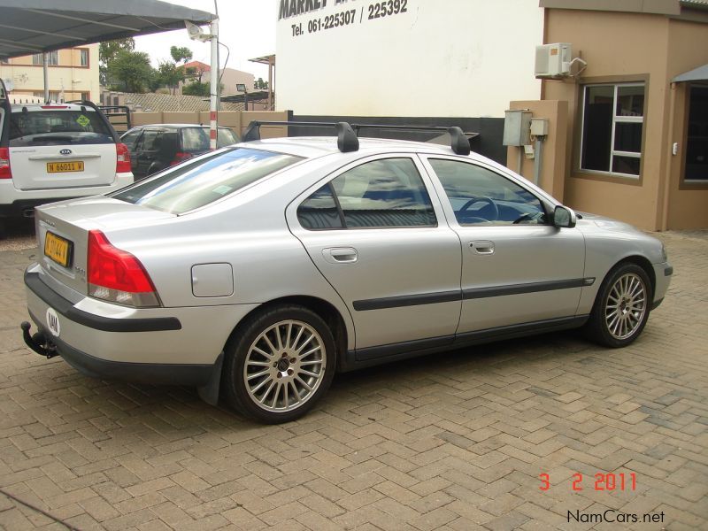 Volvo S60 T5  in Namibia