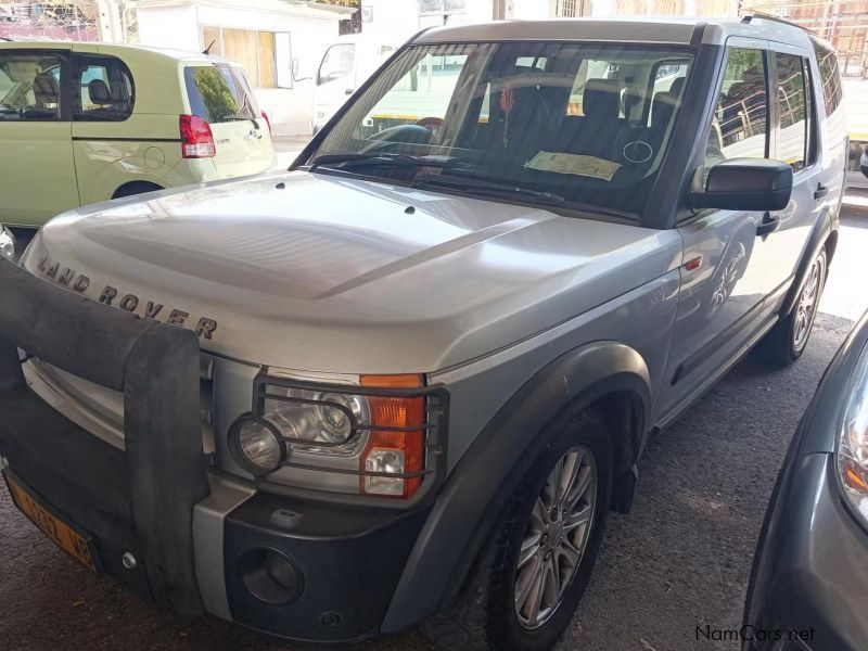 Land Rover discovery 3 in Namibia