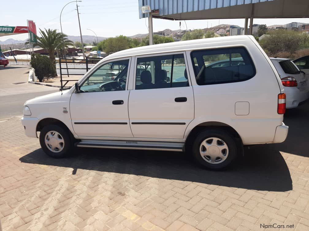 Toyota Condor 2.4i Estate TE in Namibia
