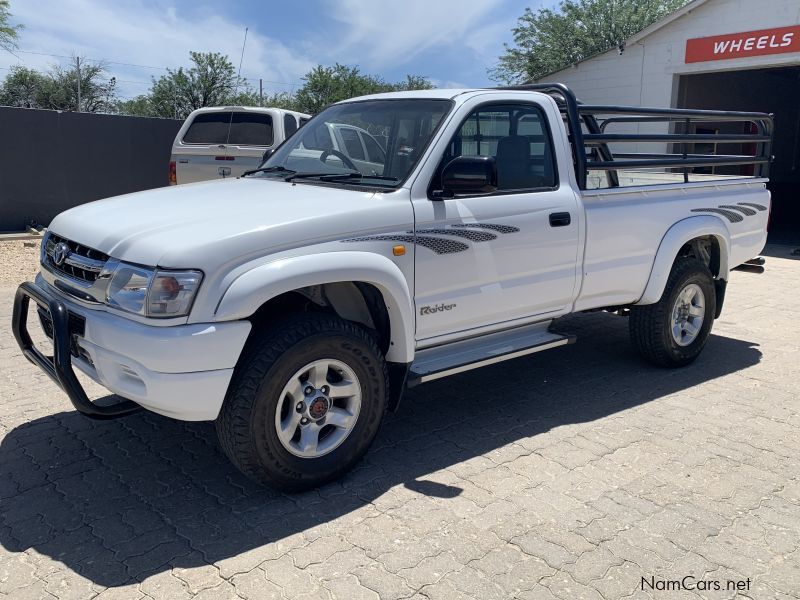 Toyota Hilux 2.7 4x4 in Namibia