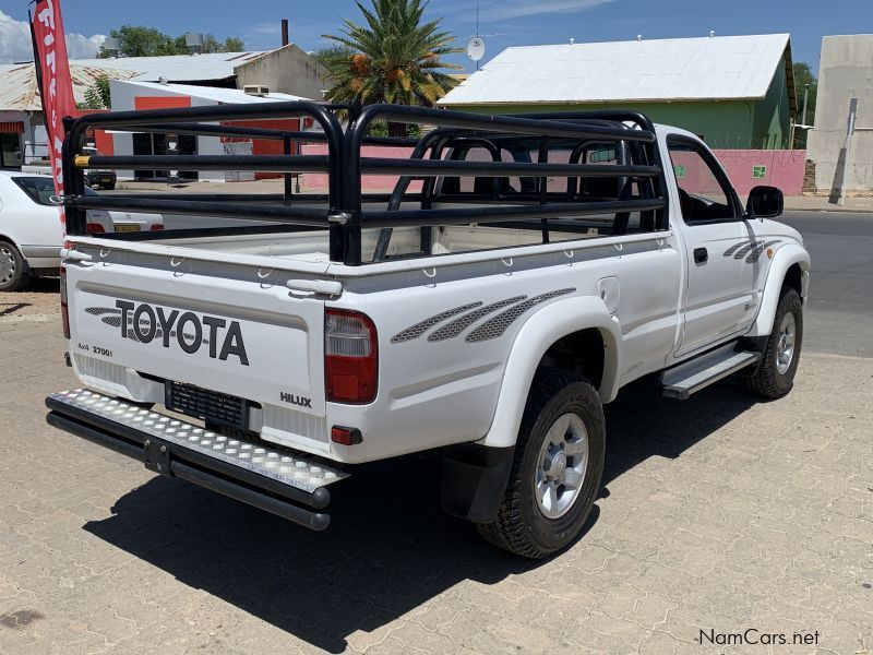 Toyota Hilux 2.7 4x4 in Namibia