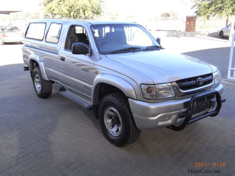 Toyota Hilux 2.7i 2x4 in Namibia