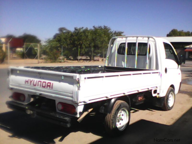 Hyundai H100 DROPSIDE in Namibia