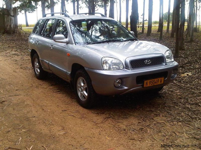 Hyundai Santa Fe 2.7 V6 Auto 4x4 in Namibia