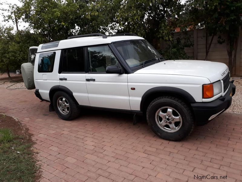 Land Rover Discovery 2 in Namibia