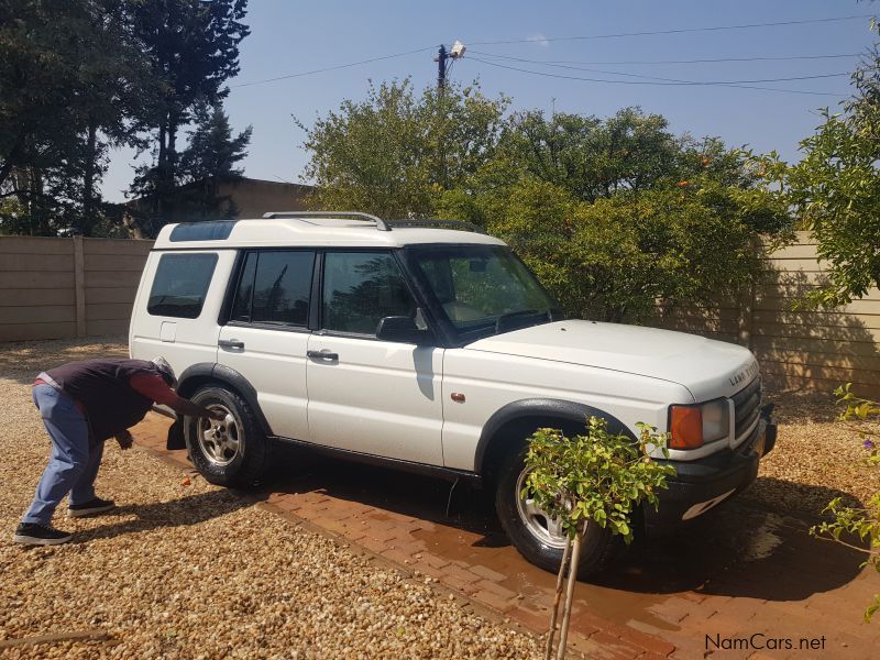 Land Rover Discovery 2 in Namibia