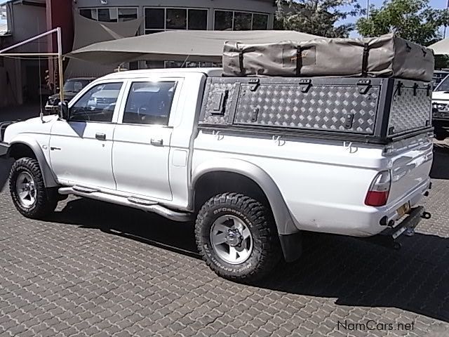 Mitsubishi Colt Rodeo 3.0 V6 manual 4x4 in Namibia