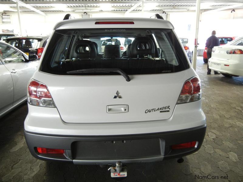 Mitsubishi Outlander in Namibia
