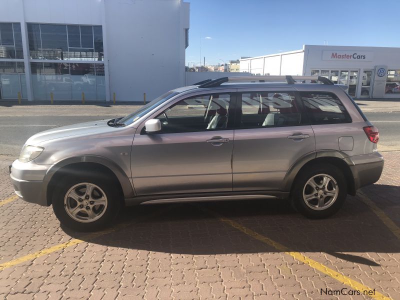 Mitsubishi Outlander 4x4 in Namibia
