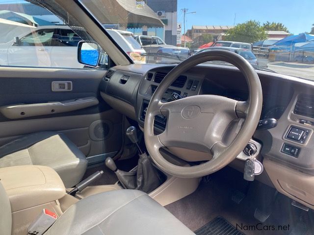 Toyota Condor 2.4i 4x4 TX in Namibia