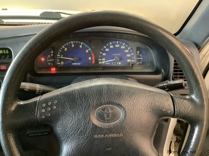 Toyota Hilux 2700i Raider 4x4 Petrol in Namibia