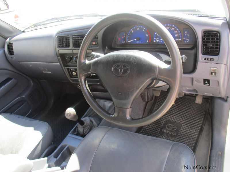 Toyota Hilux 3.0 KZT-E RAIDER in Namibia