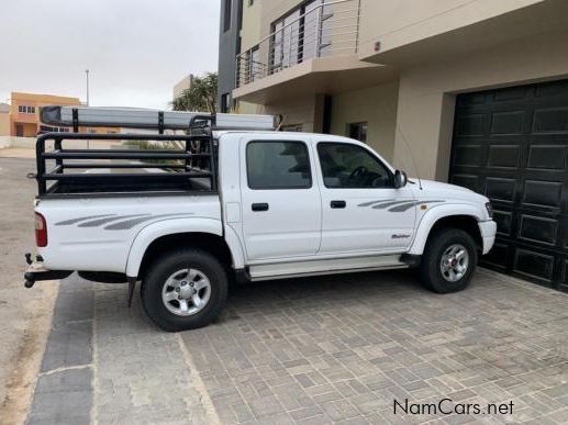 Toyota Hilux Raider 4x4 in Namibia