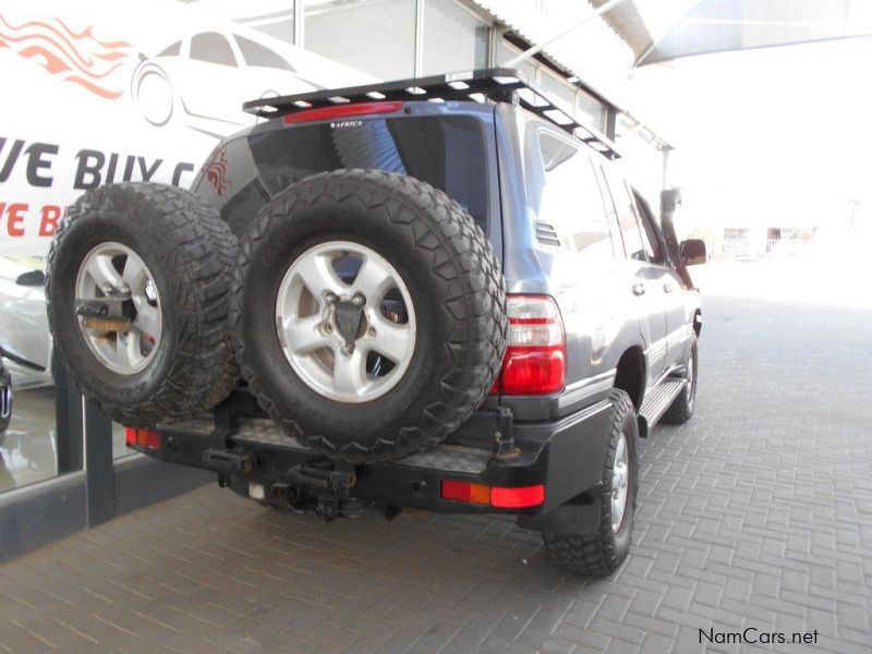 Toyota Landcruiser 100 VX V8 A/t in Namibia