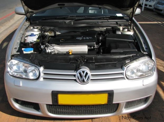 2004-Volkswagen-Golf-GTI-R-25648-7880988_12.jpg