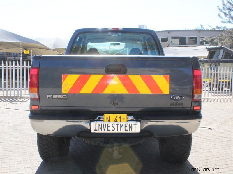 Ford F250 D/C 4X4 in Namibia