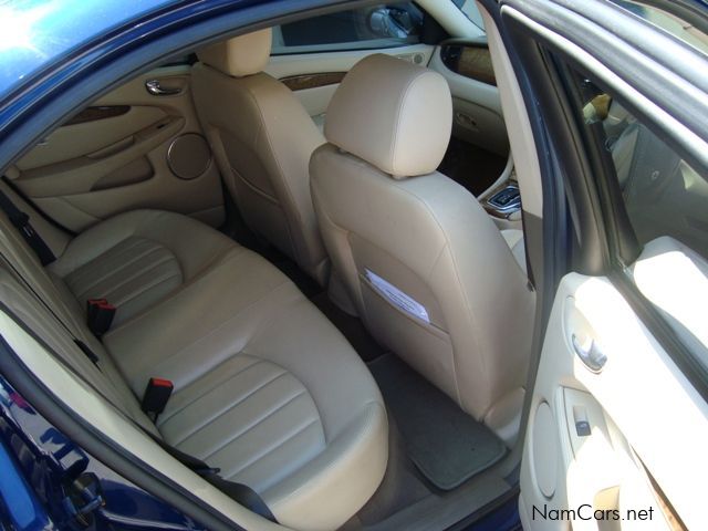 Jaguar X-Type in Namibia