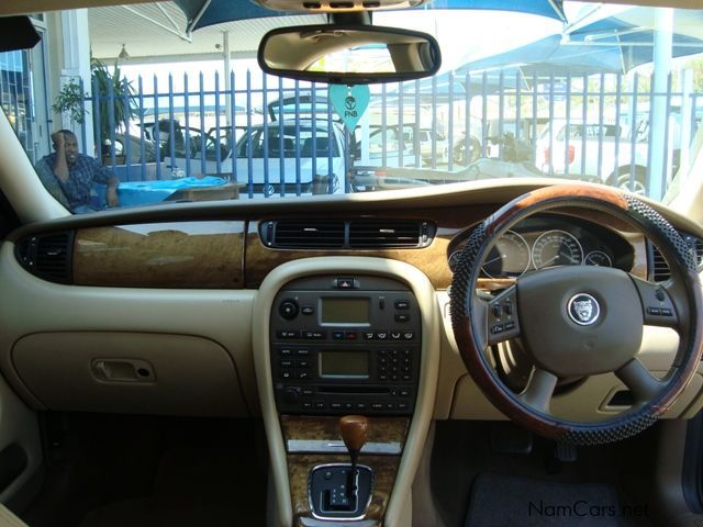 Jaguar X-Type in Namibia