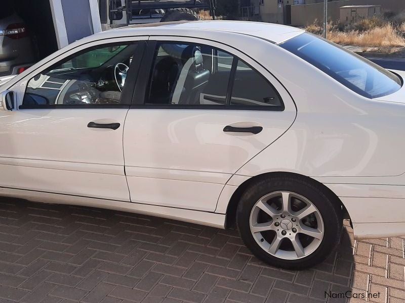 Mercedes-Benz C 180 Kompressor in Namibia