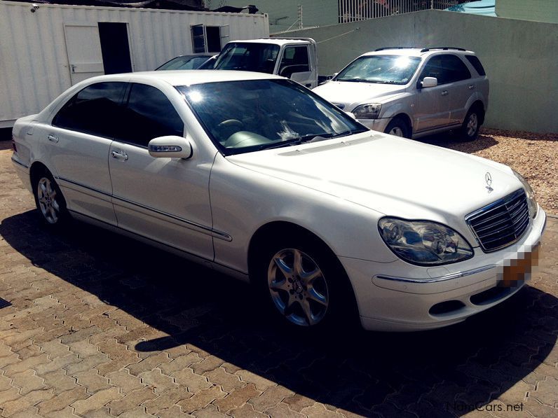Mercedes-Benz S350 in Namibia