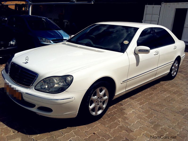 Mercedes-Benz S350 in Namibia