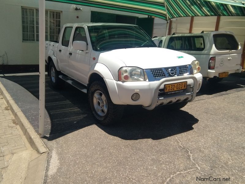 Nissan NP300 2.4  16V in Namibia