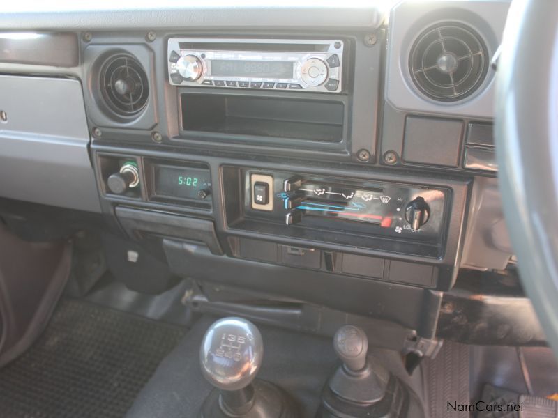 Toyota Cruiser 4.5 EFI in Namibia