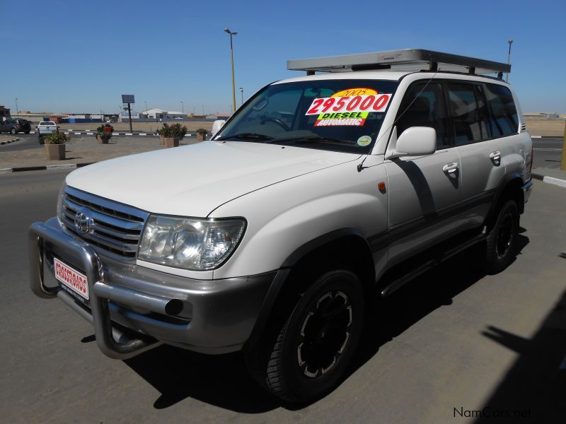 Toyota LANDCRUISER 4.2 VX in Namibia
