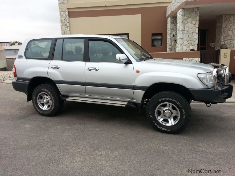 Toyota LANDCRUISER 4500 EFI in Namibia