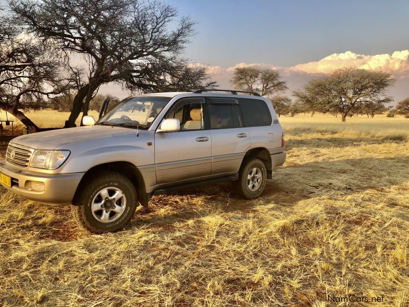 Toyota Land Cruiser VX 100 V8 in Namibia