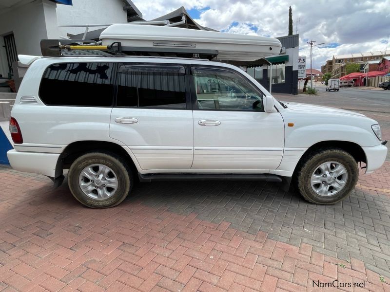 Toyota Landcruiser 100 VX TD DIFF A/T in Namibia