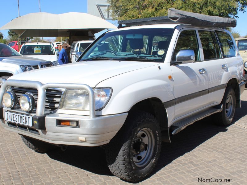 Toyota Landcruiser 4.5 EFI 100 series in Namibia