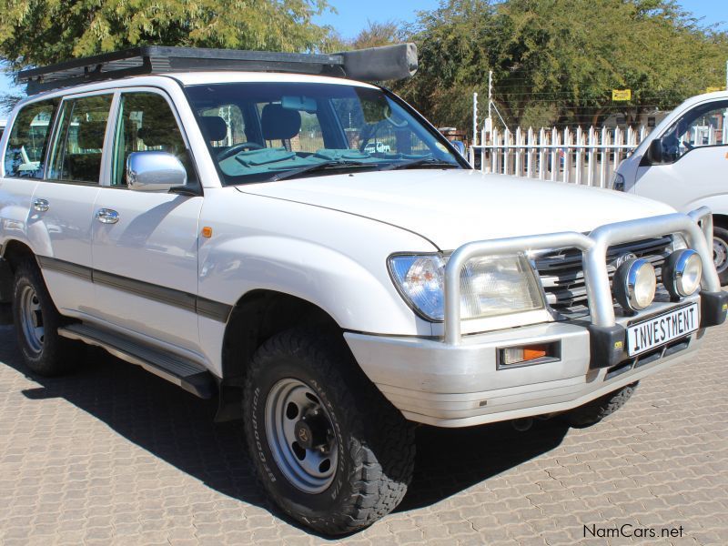 Toyota Landcruiser 4.5 EFI 100 series in Namibia