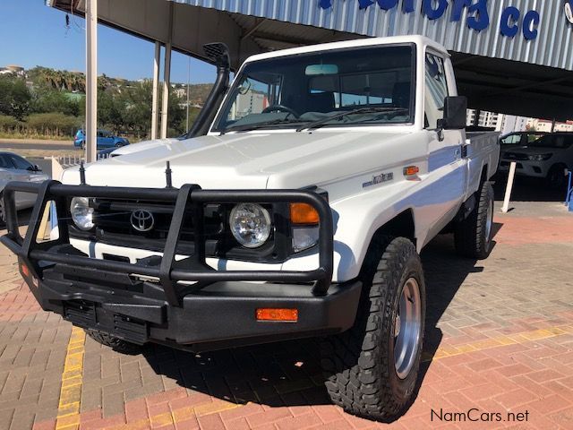 Toyota Landcruiser 4.5 EFI S/C in Namibia