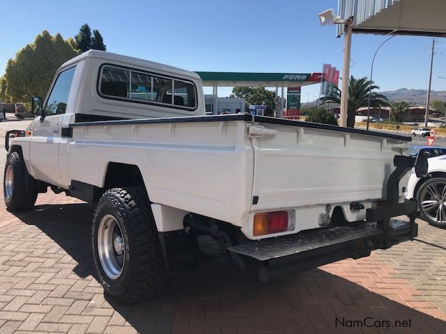 Toyota Landcruiser 4.5 EFI S/C in Namibia