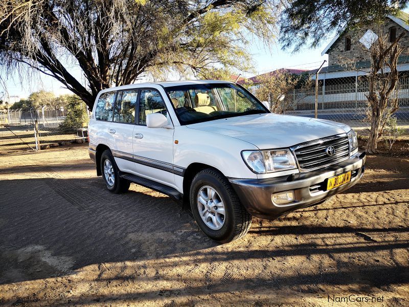 Toyota Landcruiser V8 in Namibia