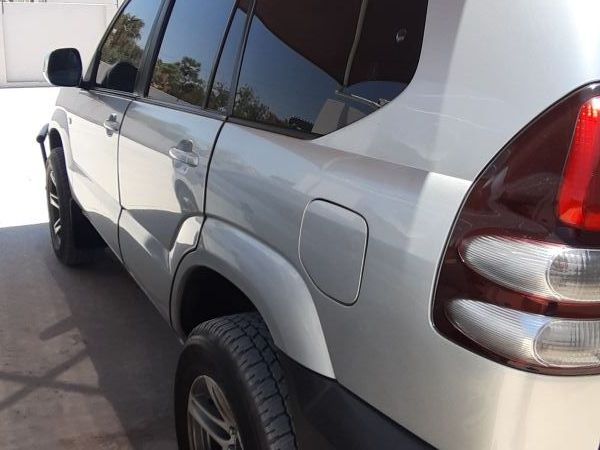 Toyota Prado j120  v6 vvti 4.0 in Namibia