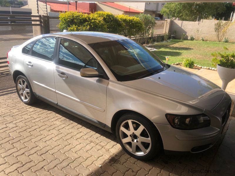 Volvo S40 2.5 T5 Petrol in Namibia