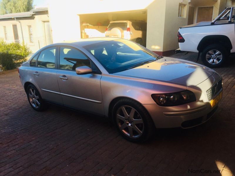 Volvo S40 T5 (162kw) in Namibia