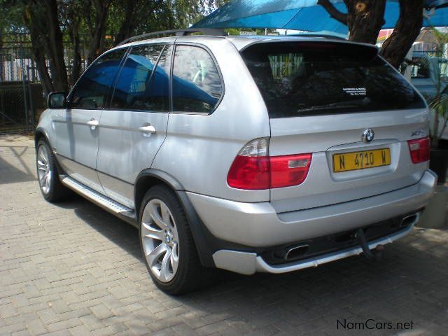 BMW X5 4.8is in Namibia