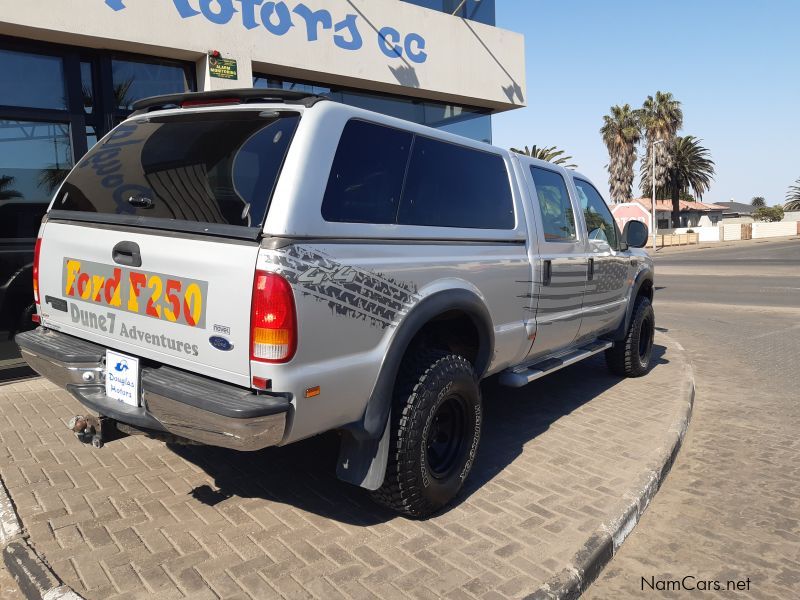 Ford F250 4.2D 4x4 in Namibia