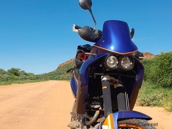 KTM 640 adventure in Namibia