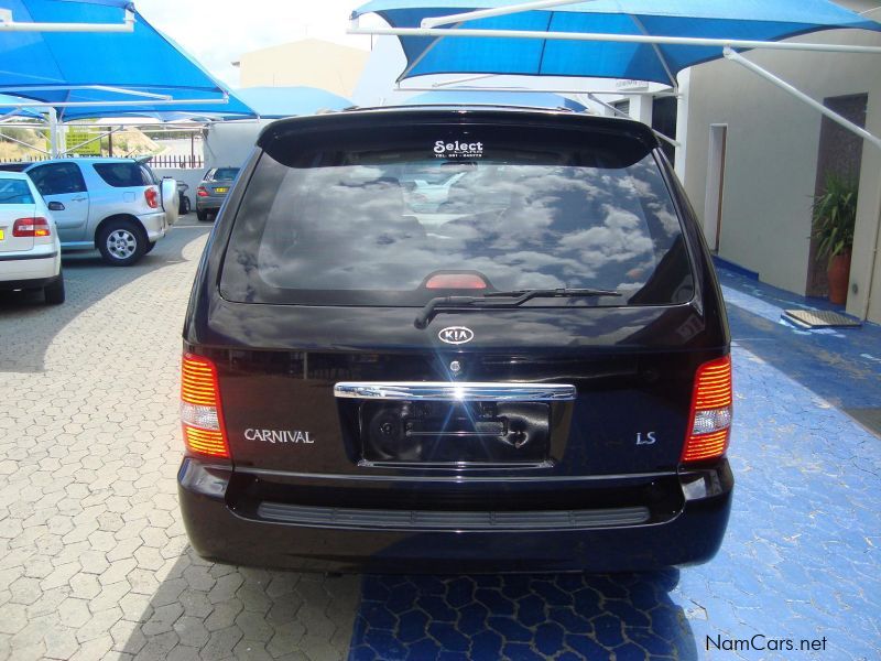 Kia Carnival in Namibia