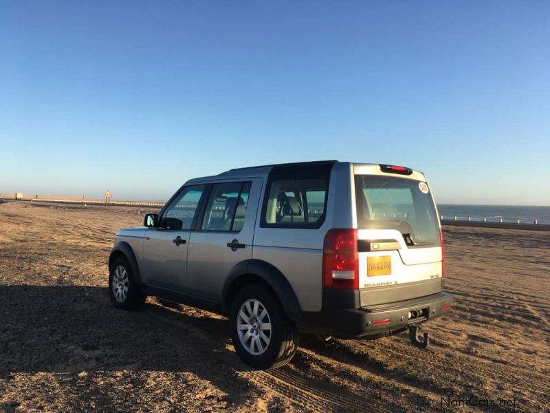 Land Rover Discovery SE in Namibia