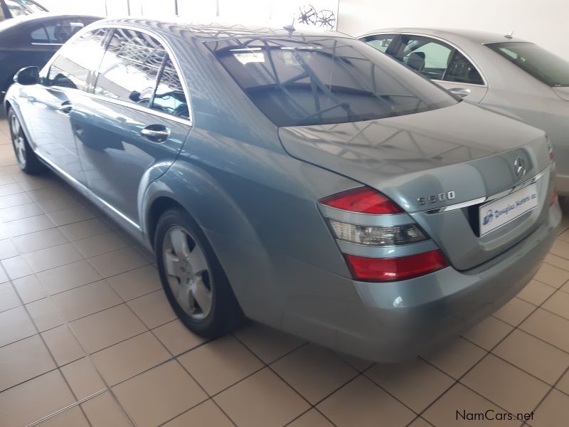 Mercedes-Benz S500 in Namibia