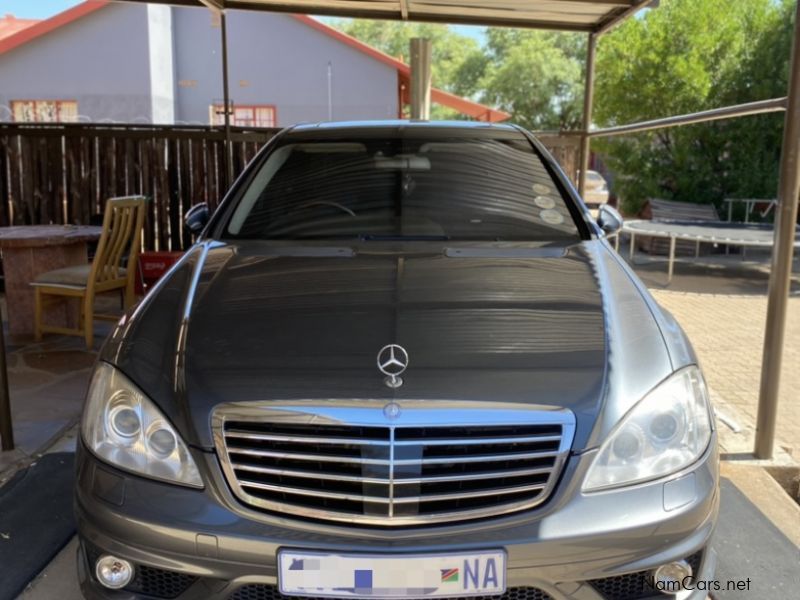 Mercedes-Benz S65 V12 AMG in Namibia