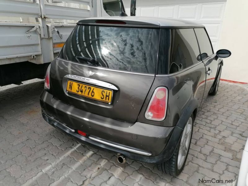 Mini Mini Cooper Park Lane in Namibia